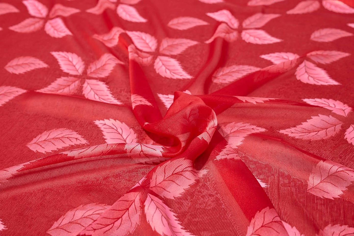 FASHION Floral Printed Saree with Blouse Piece