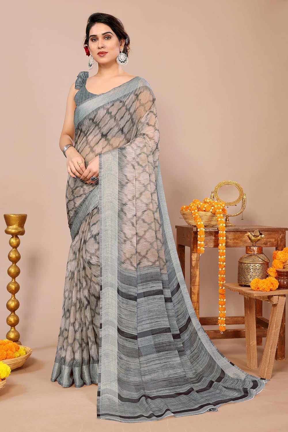 MIRCHI FASHION Women's Saree with Blouse Piece