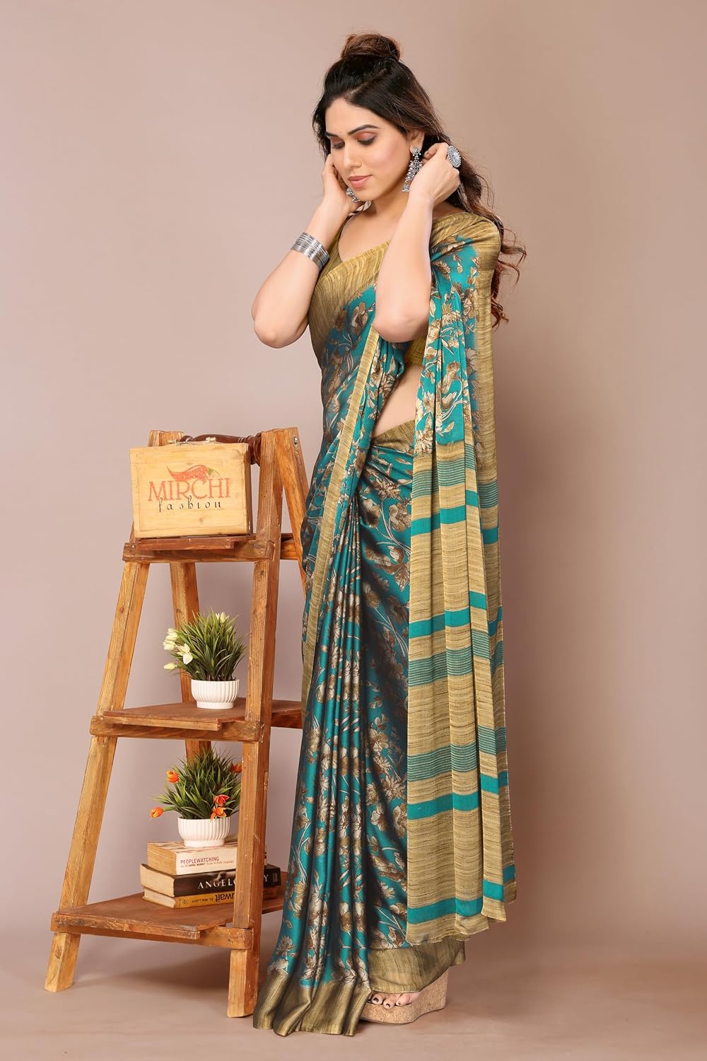 Women's Printed Saree with Blouse Piece