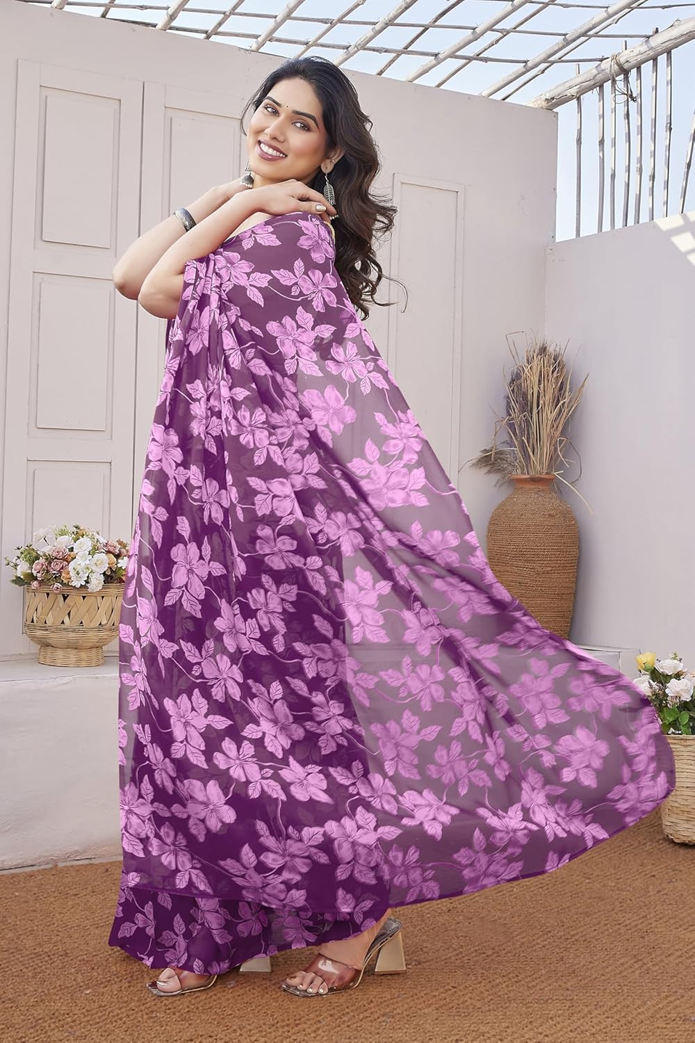 FASHION Floral Printed Saree with Blouse Piece