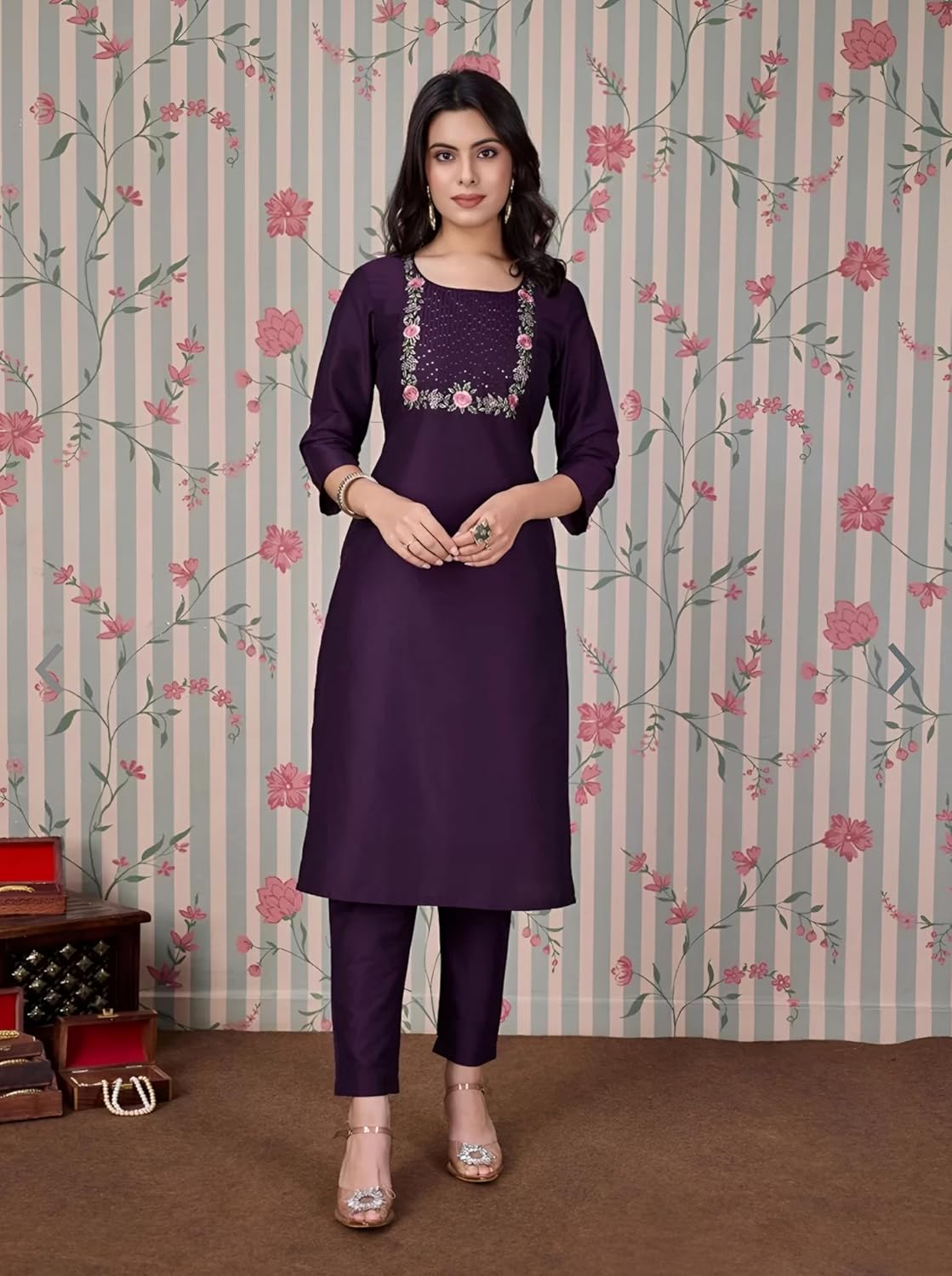 Women's Rayon Solid Plain v Neck Kurta Trouser/Pant Set