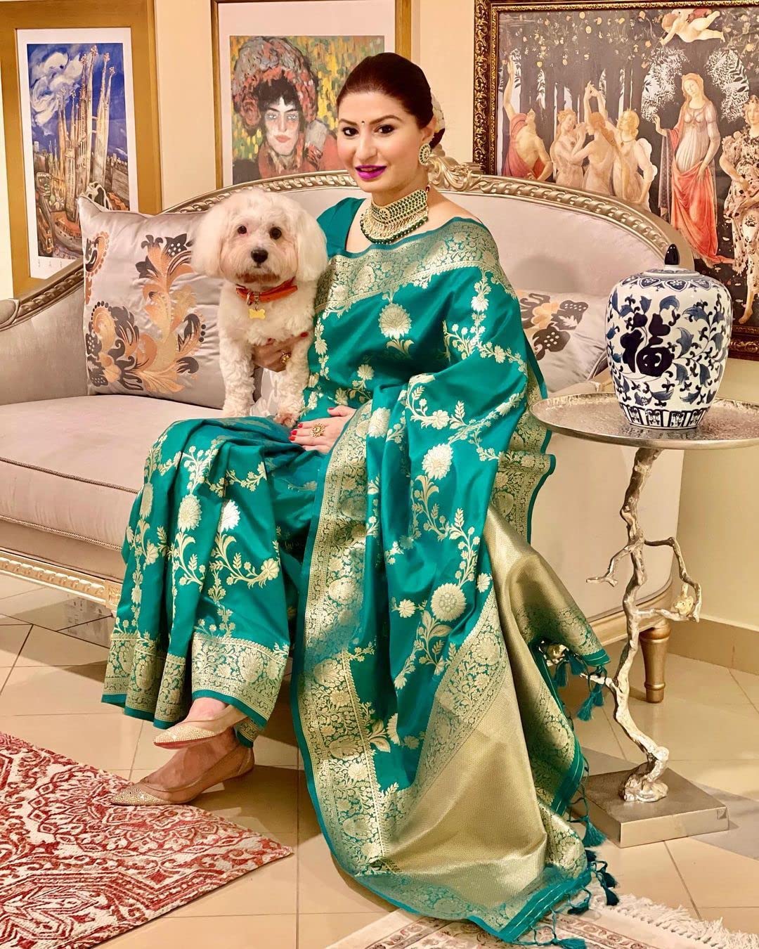 Women's Soft Silk Banarasi Sarees With Blouse Piece