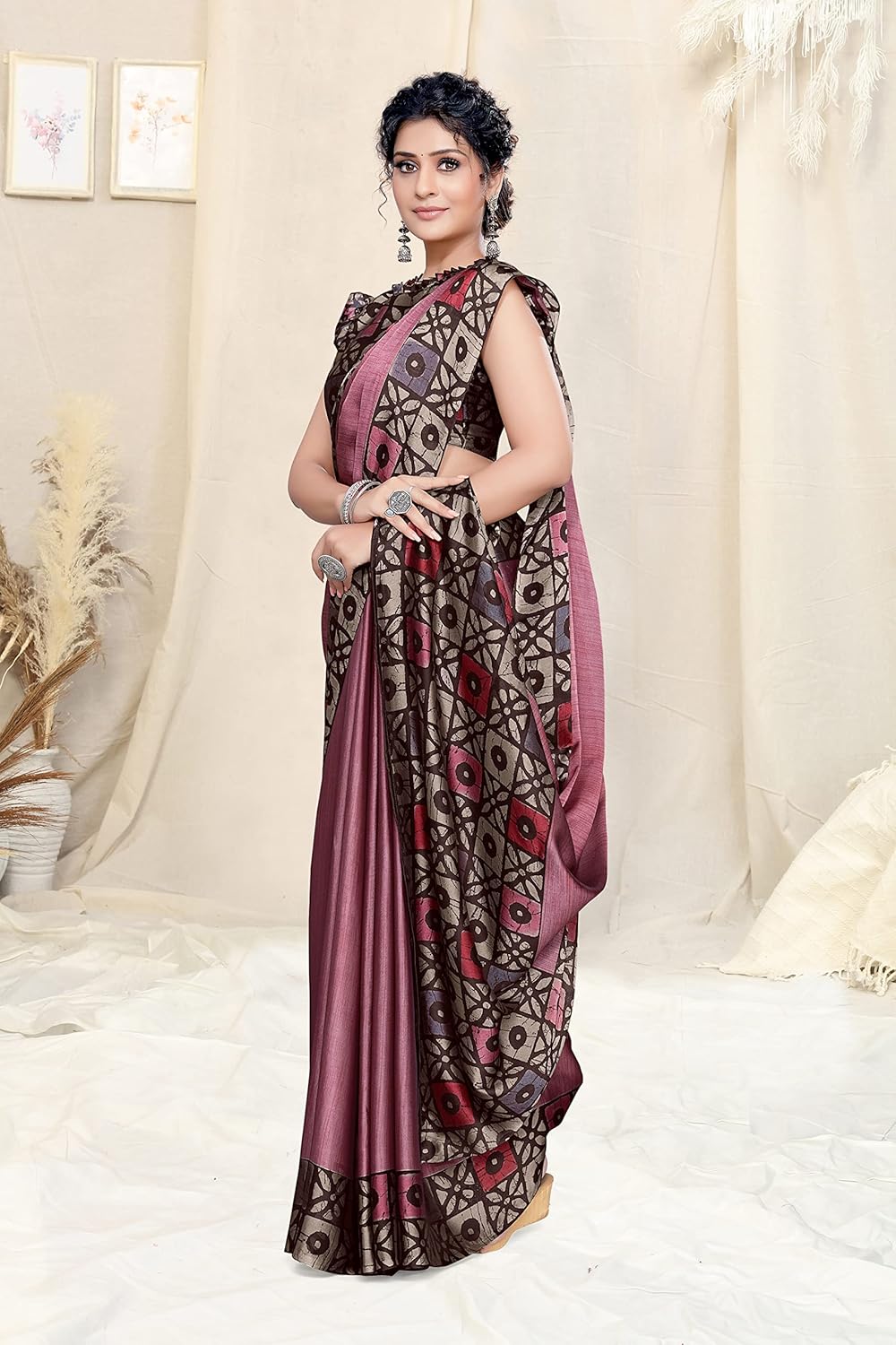 Printed Women's Saree with Blouse Piece