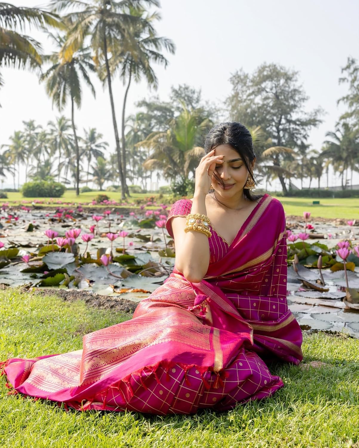 Women's Banarasi Sarees With Blouse Piece