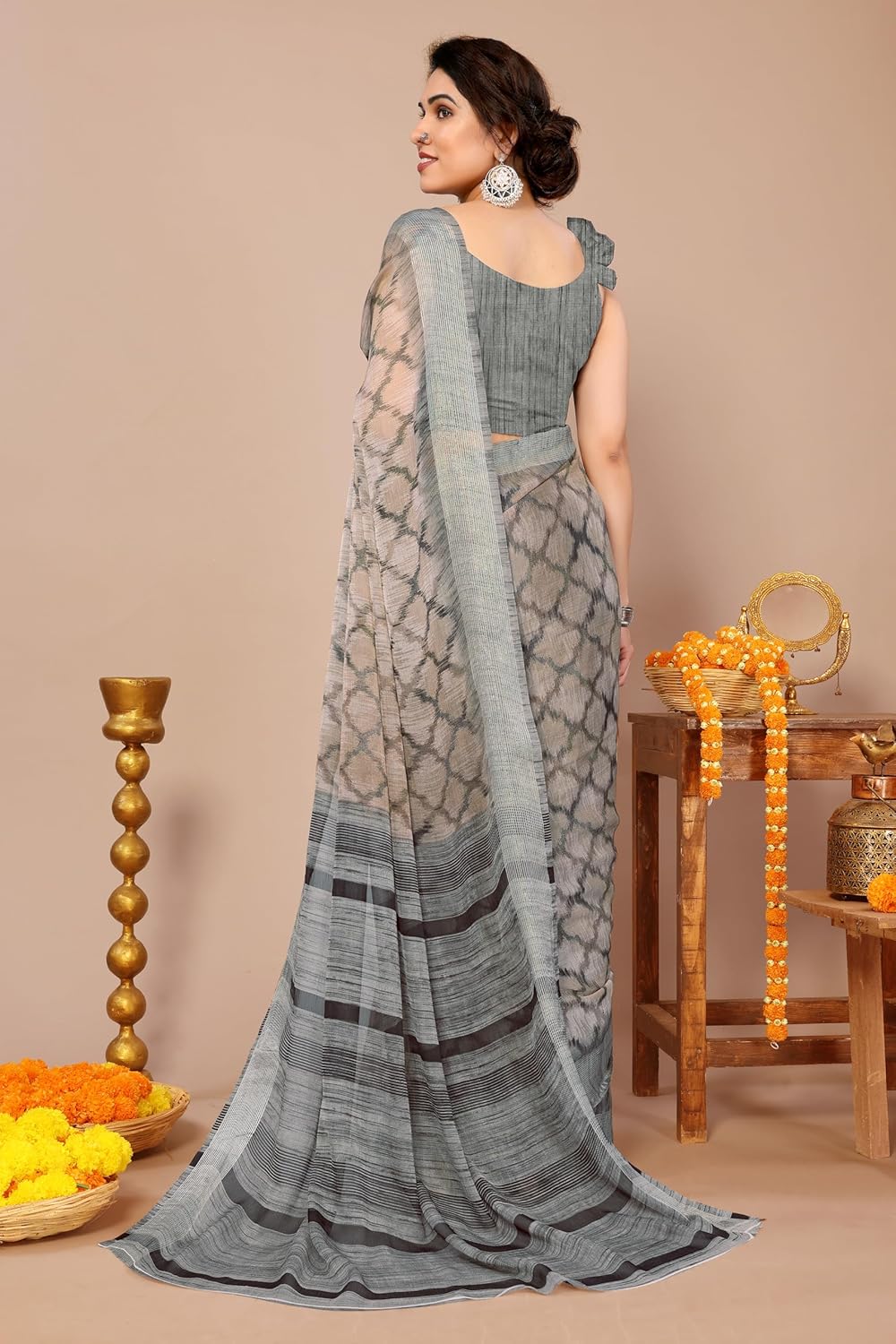 MIRCHI FASHION Women's Saree with Blouse Piece
