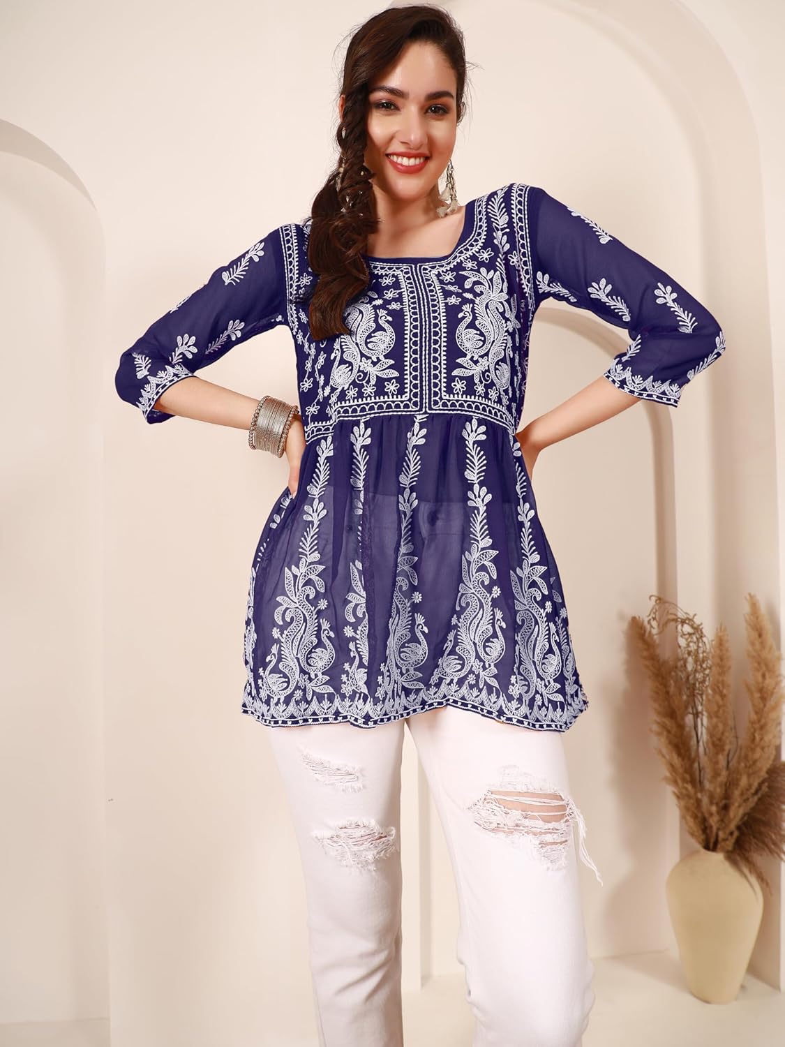 EthnicJunction Georgette Women Chikan Embroidery
