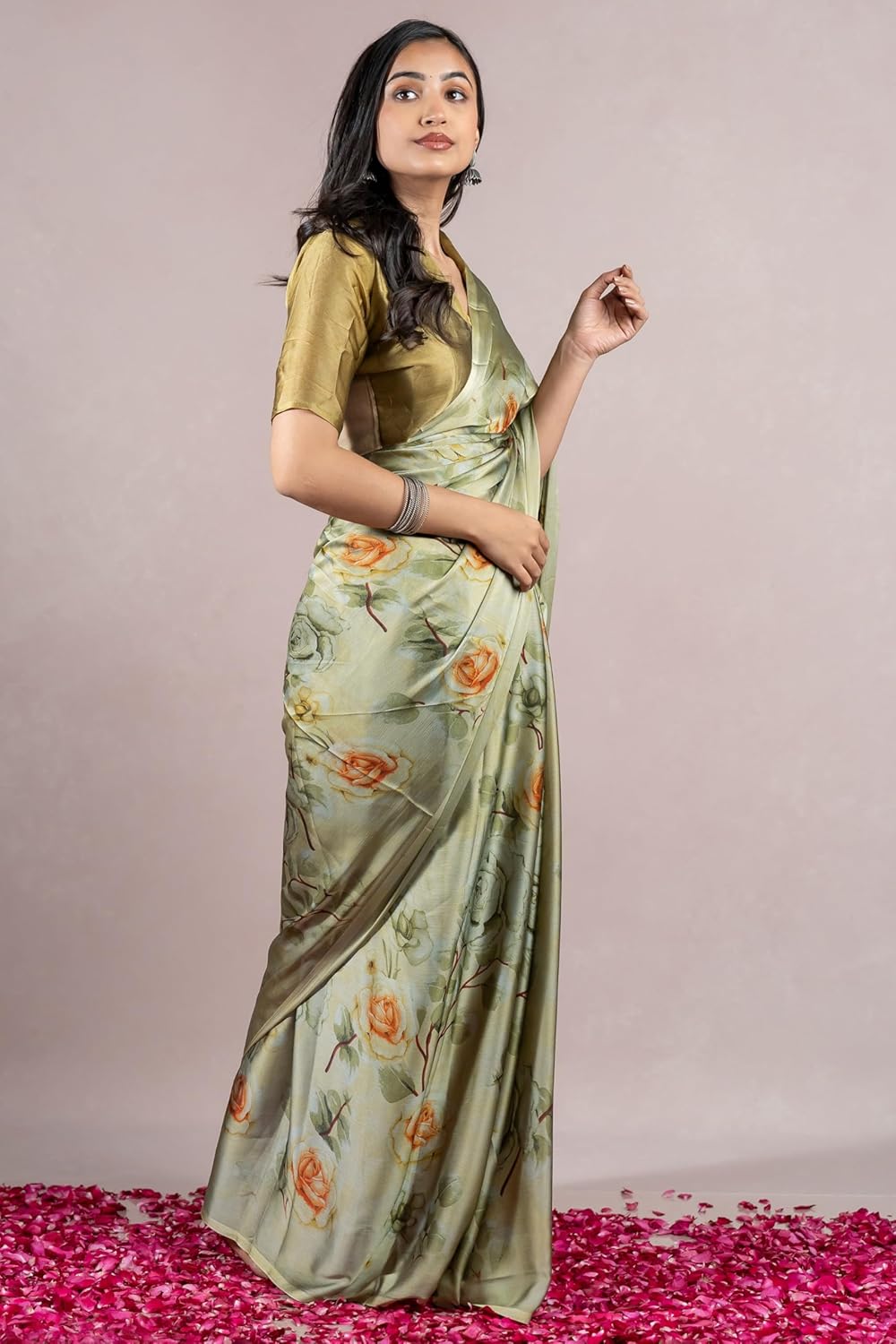 Women's Stylish Saree with Blouse Piece
