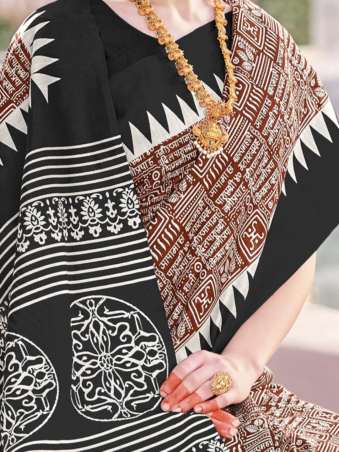 Women's Bhagalpuri Silk Ethnic Motif Printed Saree