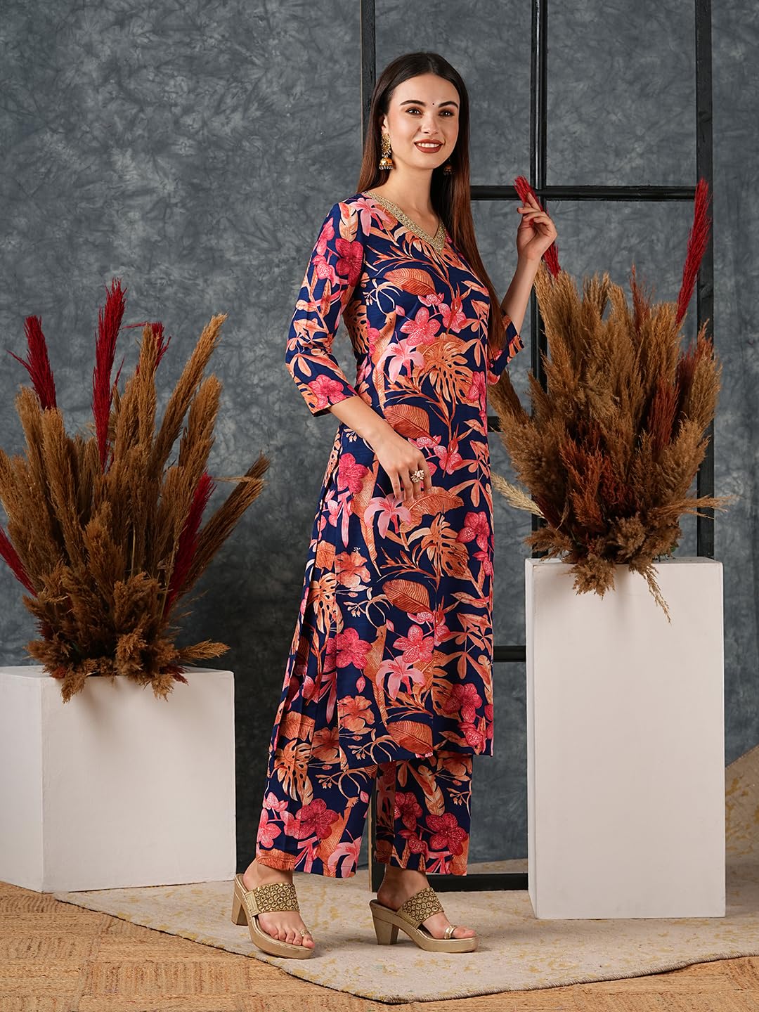 DESIGNER Women's Rayon Blend Kurta with Palazzo