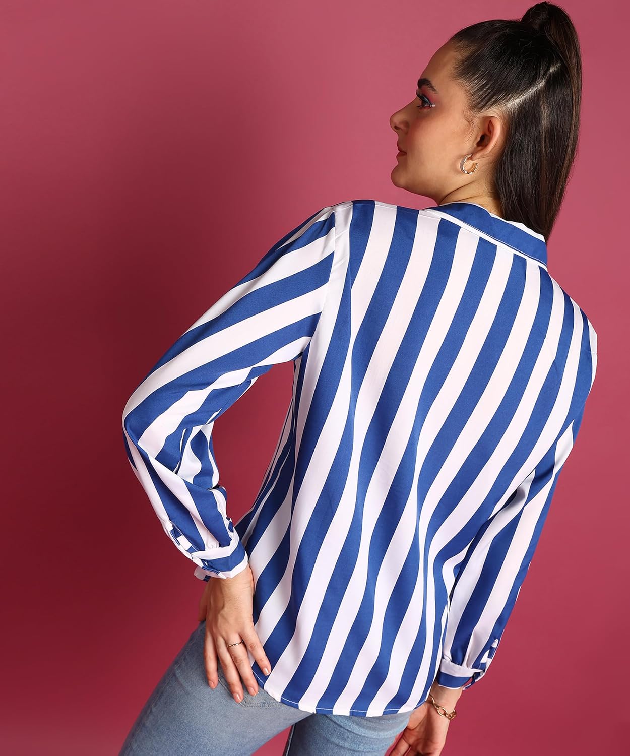 POPWINGS Printed Full-Sleeves Regular-Fit Polyester