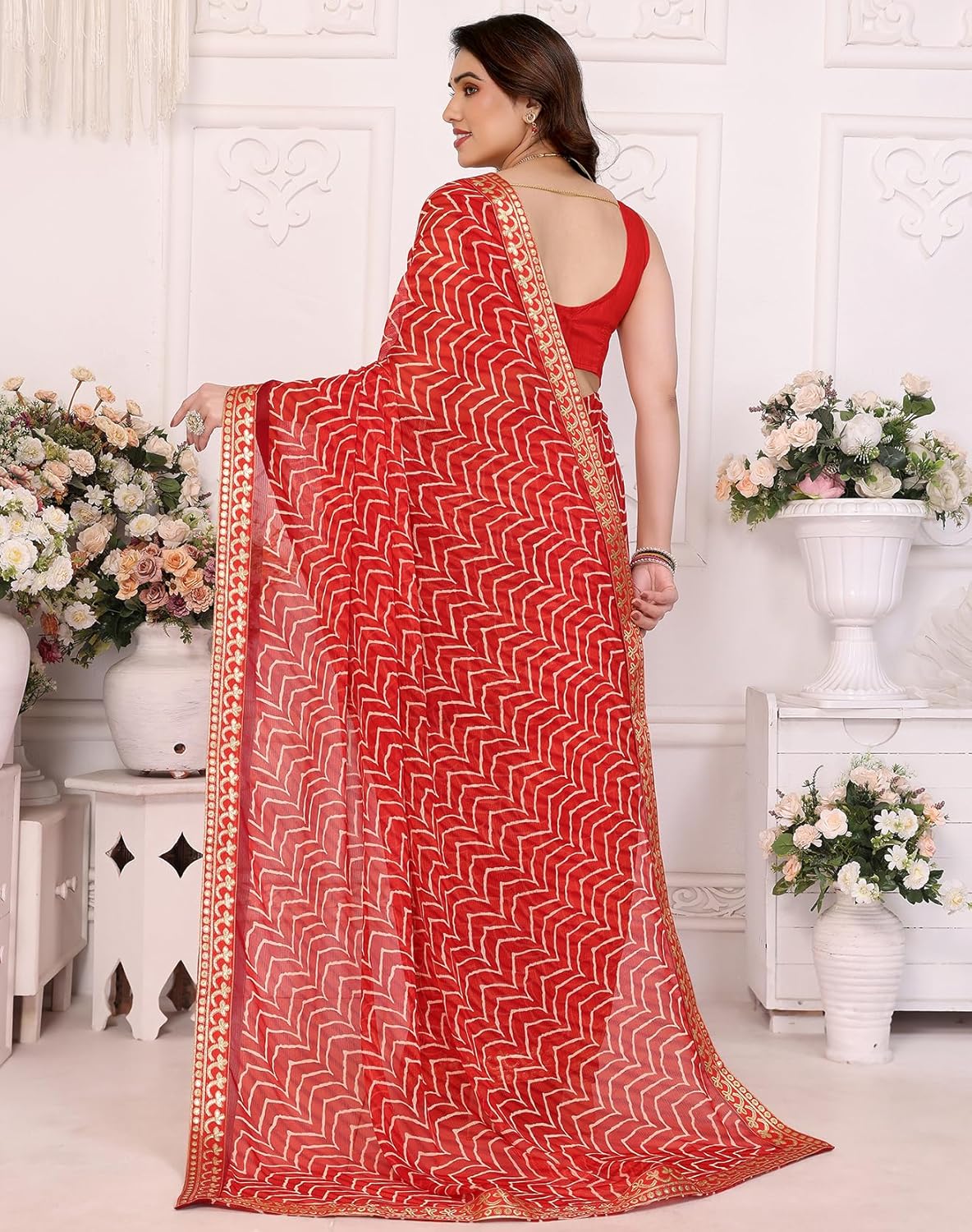 Yashika Women's Printed Georgette Printed Saree