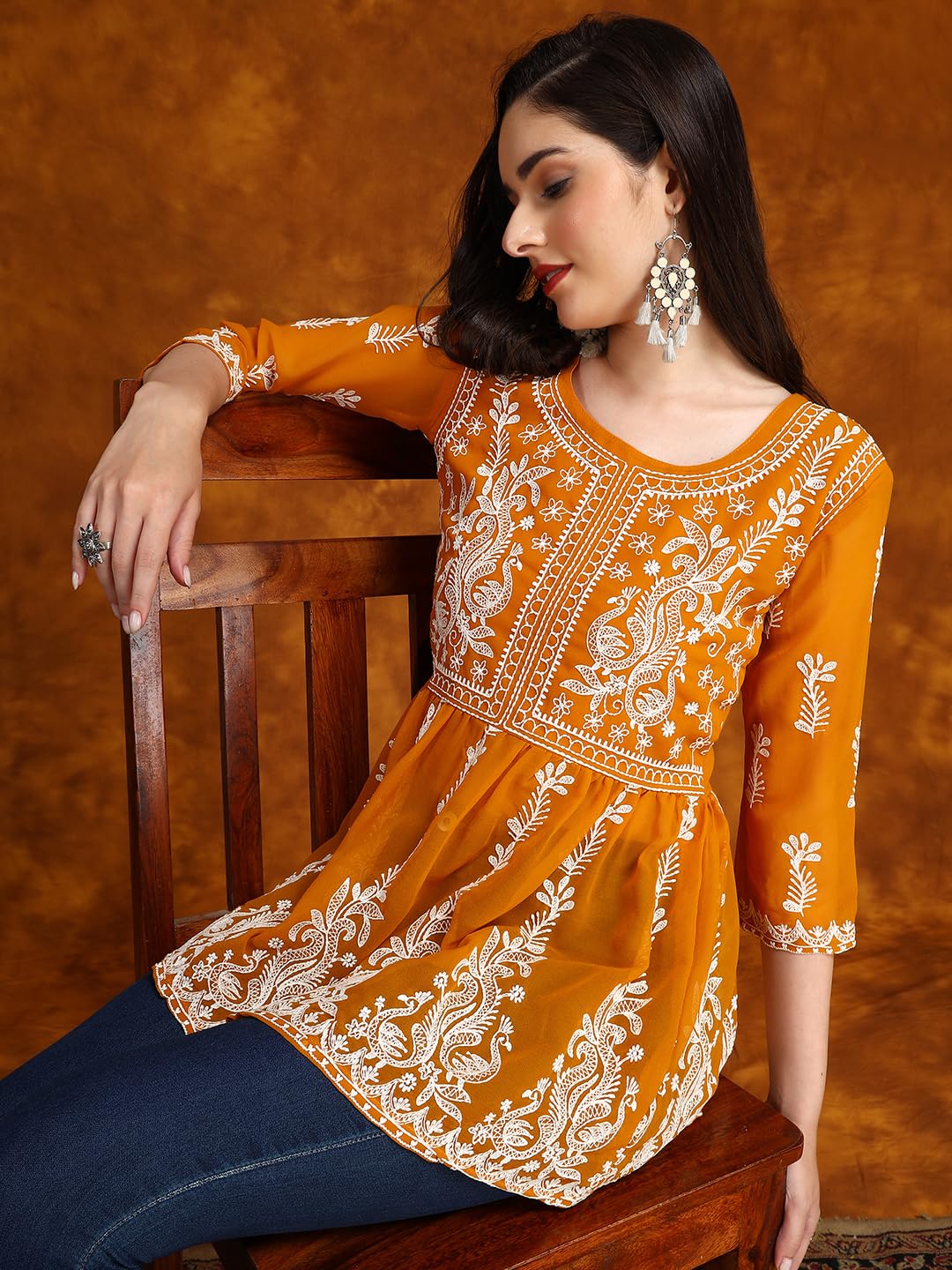 EthnicJunction Georgette Women Chikan Embroidery