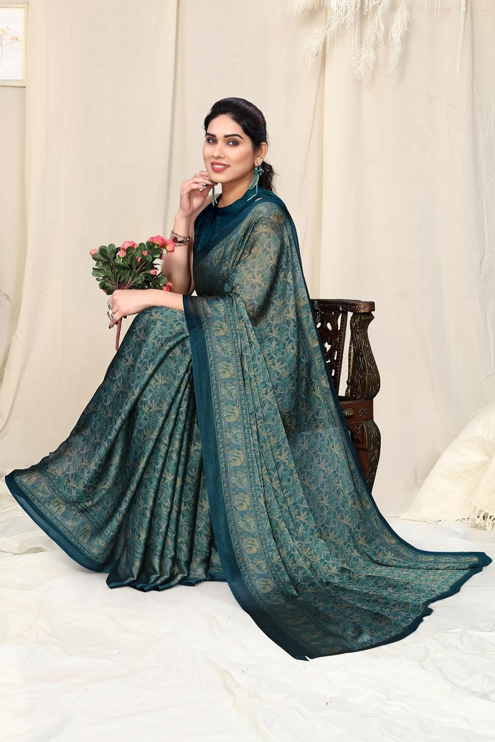 Women's Chiffon Floral Printed Saree with Blouse Piece