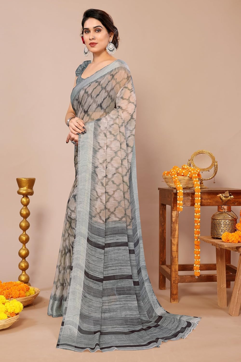 MIRCHI FASHION Women's Saree with Blouse Piece