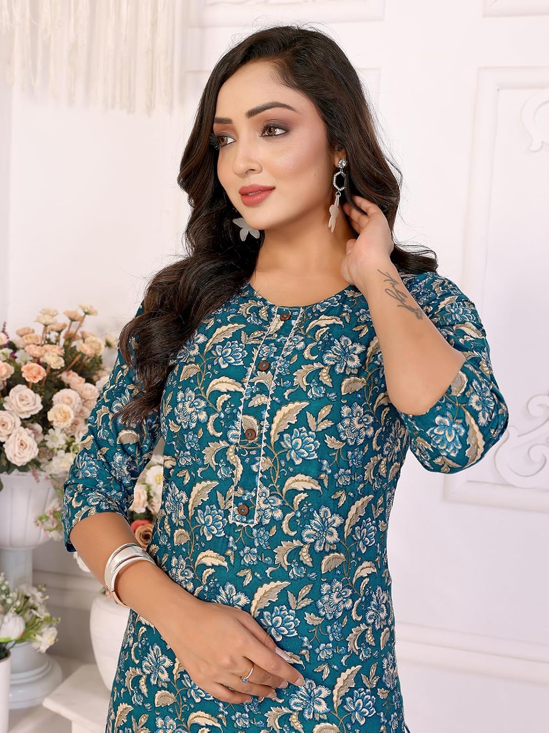 rangita Teal Cotton Straight Printed Knee Length Kurti