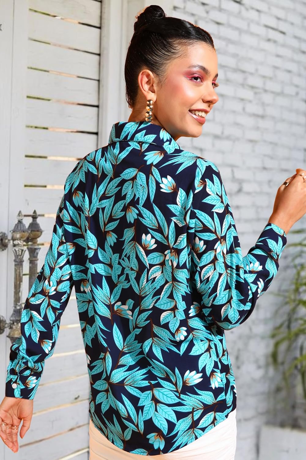 POPWINGS Printed Full-Sleeves Regular-Fit Polyester