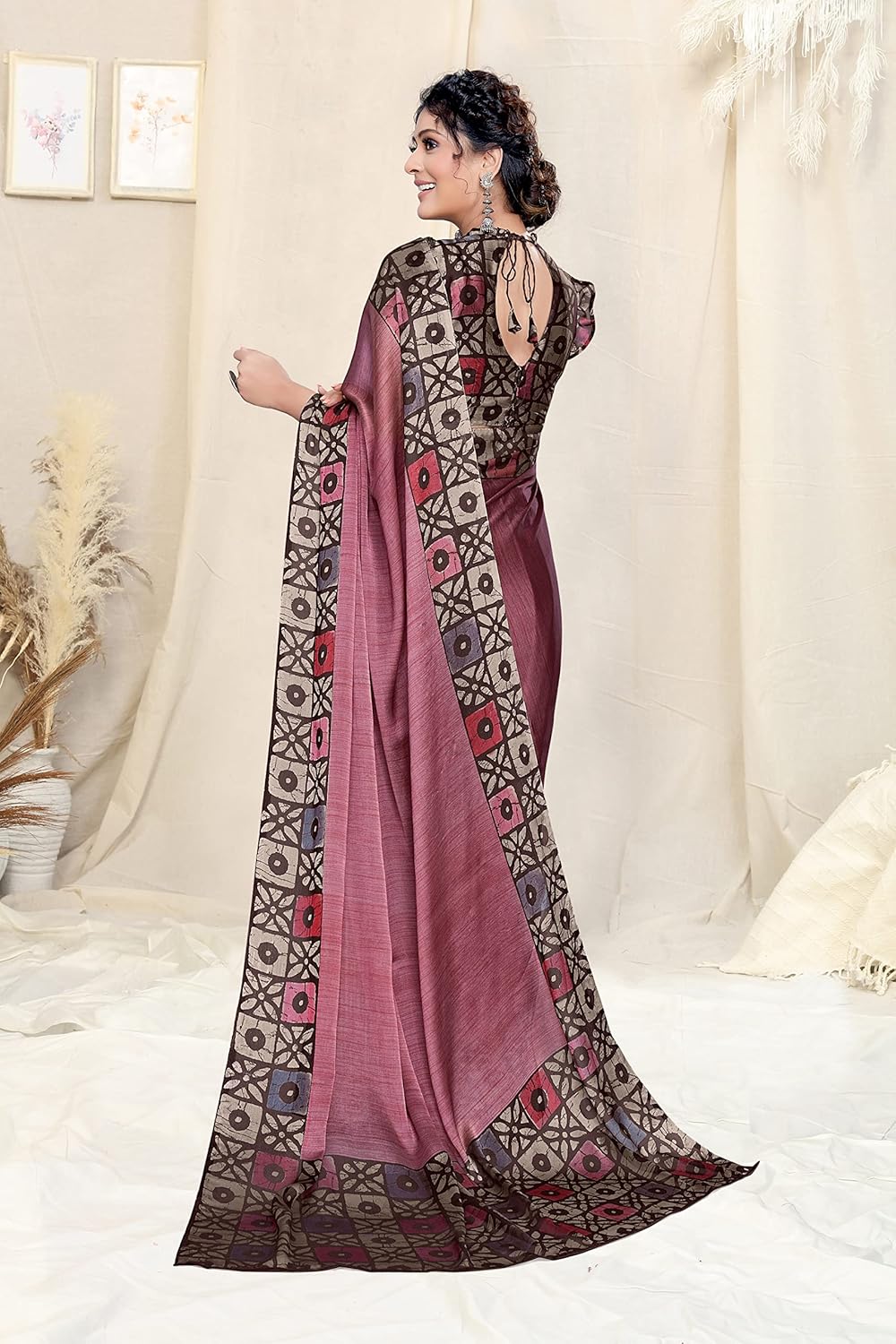 Printed Women's Saree with Blouse Piece
