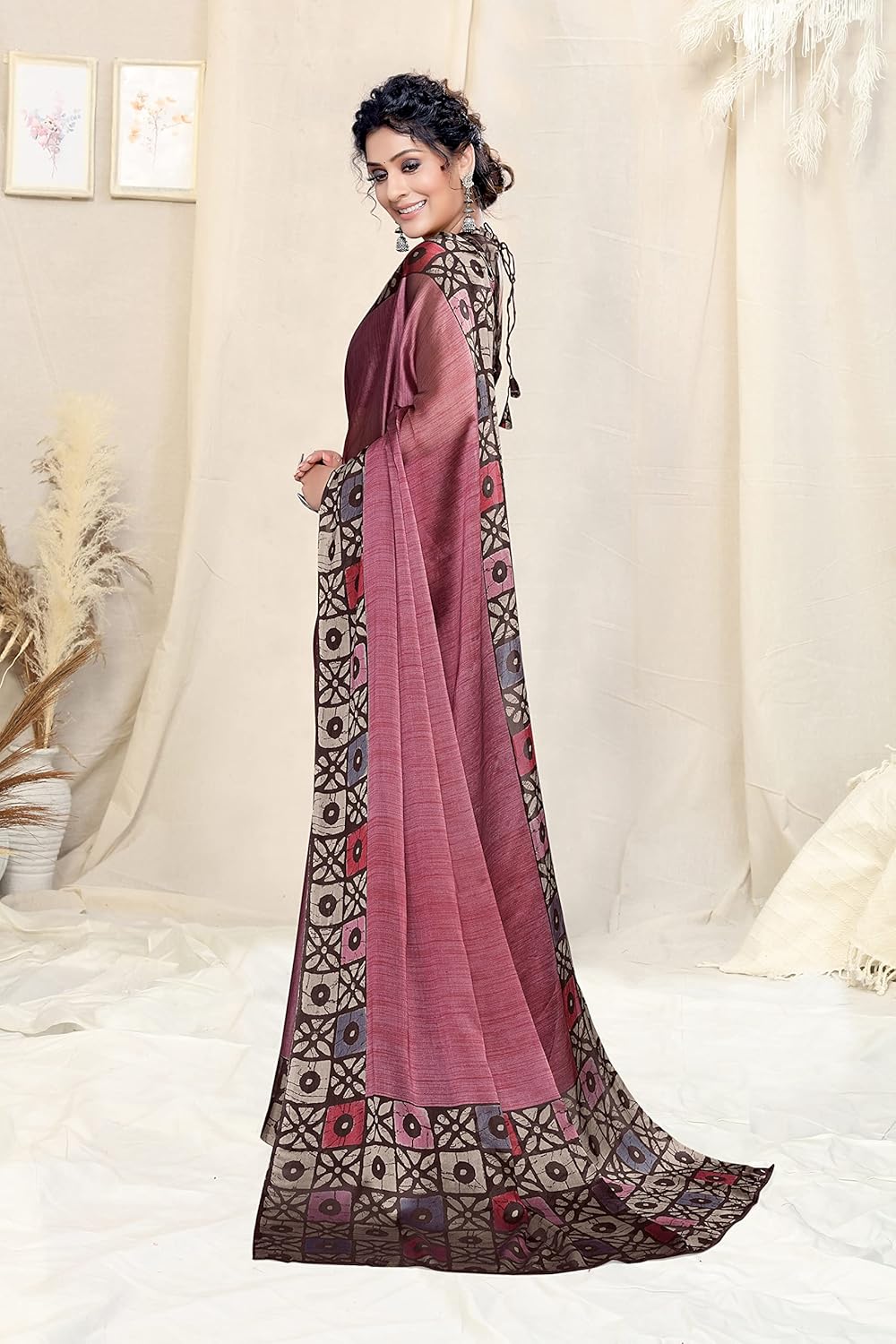 Printed Women's Saree with Blouse Piece