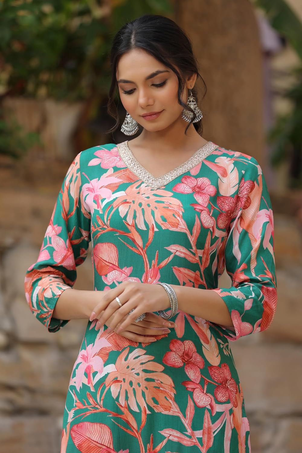 DESIGNER Women's Rayon Blend Kurta with Palazzo