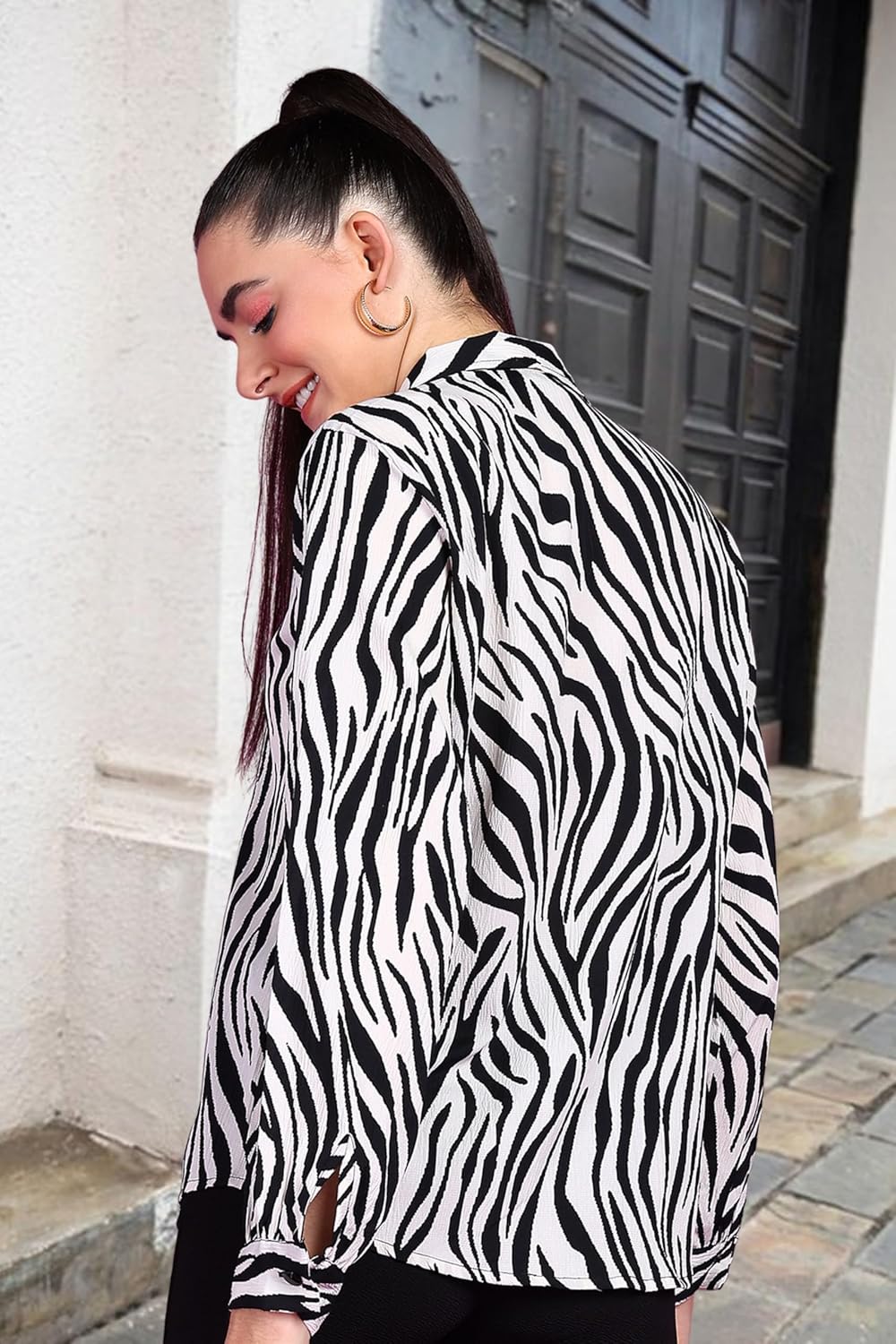 POPWINGS Printed Full-Sleeves Regular-Fit Polyester