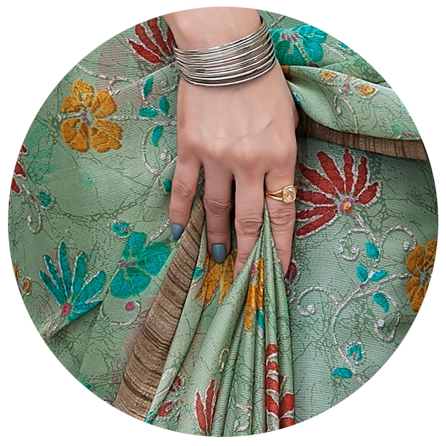 FASHION Floral Printed Saree with Blouse Piece
