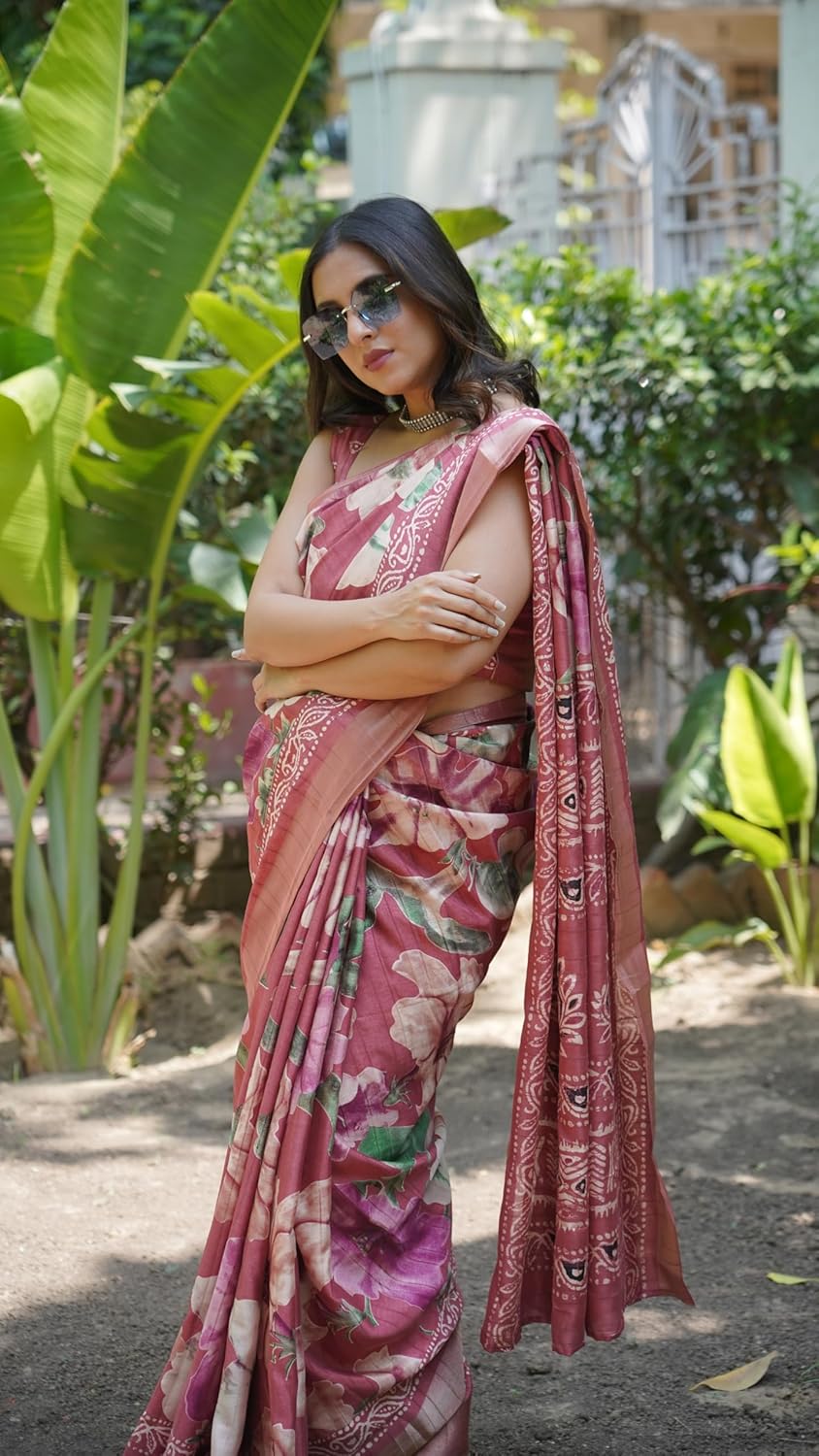 Women's Silk Blend Floral Printed Saree with Blouse Piece