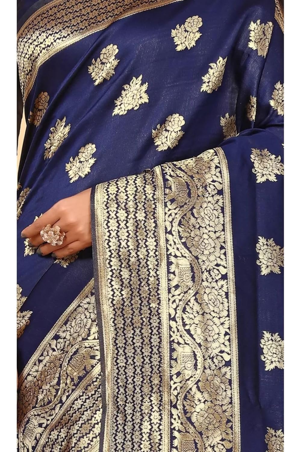 Women's Banarasi SareeSilk Saree With Blouse Piece