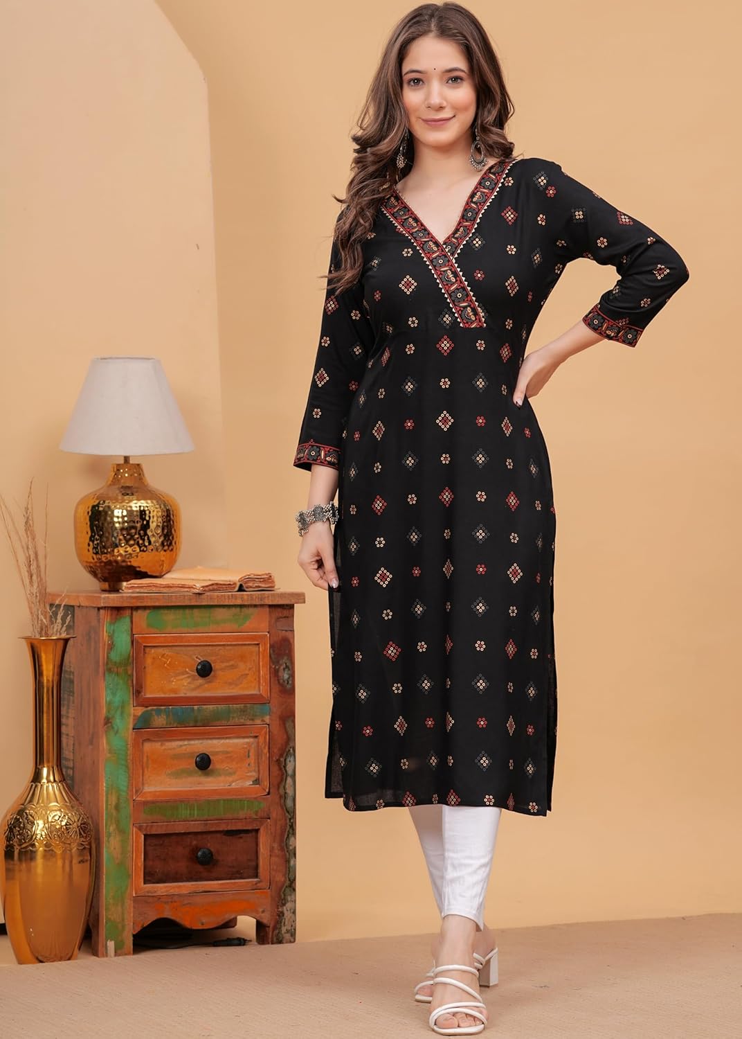 PURSHOTTAM WALA Women Floral Print Gold Printed