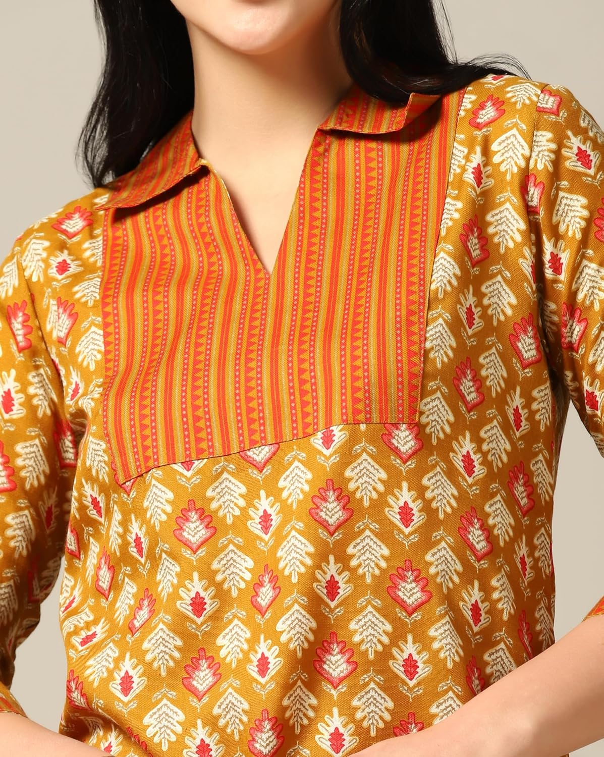 Women's Cotton Blend Printed Straight Kurta with Pant