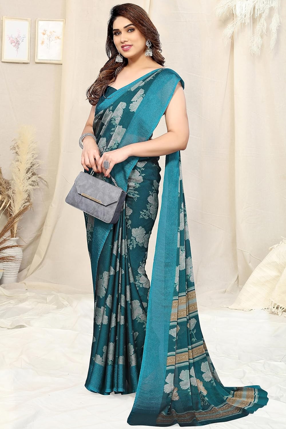 Floral Printed Saree with Blouse Piece