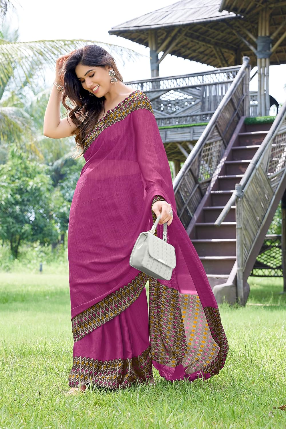 Printed Women's Saree with Blouse Piece
