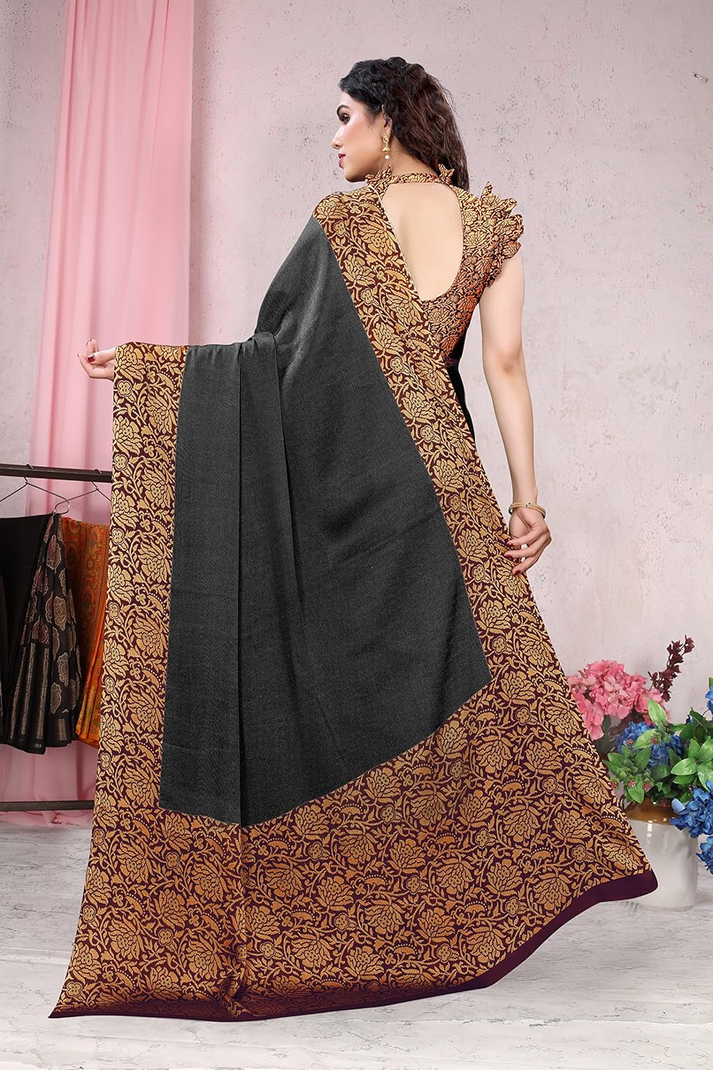 Women's Design Printed Saree with Blouse Piece