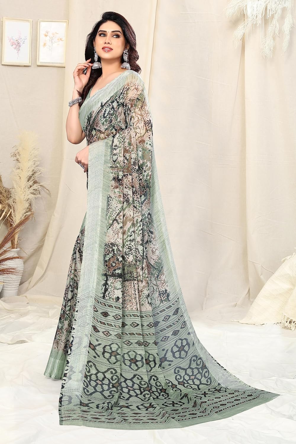 MIRCHI FASHION Women's Saree with Blouse Piece