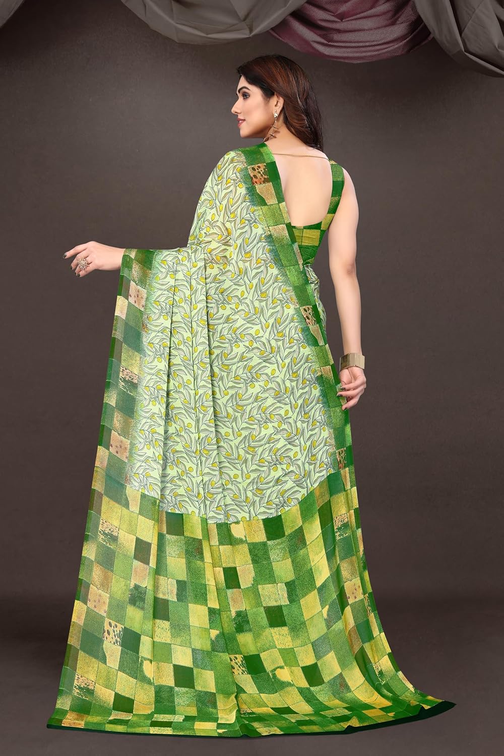 Women's Stylish Chiffon Print Saree with Blouse Piece