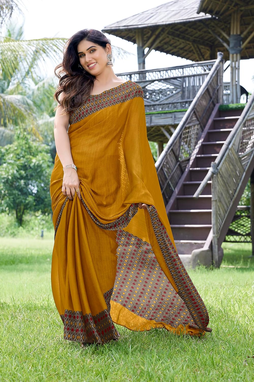 Printed Women's Saree with Blouse Piece