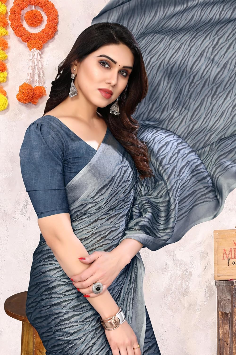 Women's Chiffon Block Printed Saree with Blouse Piece