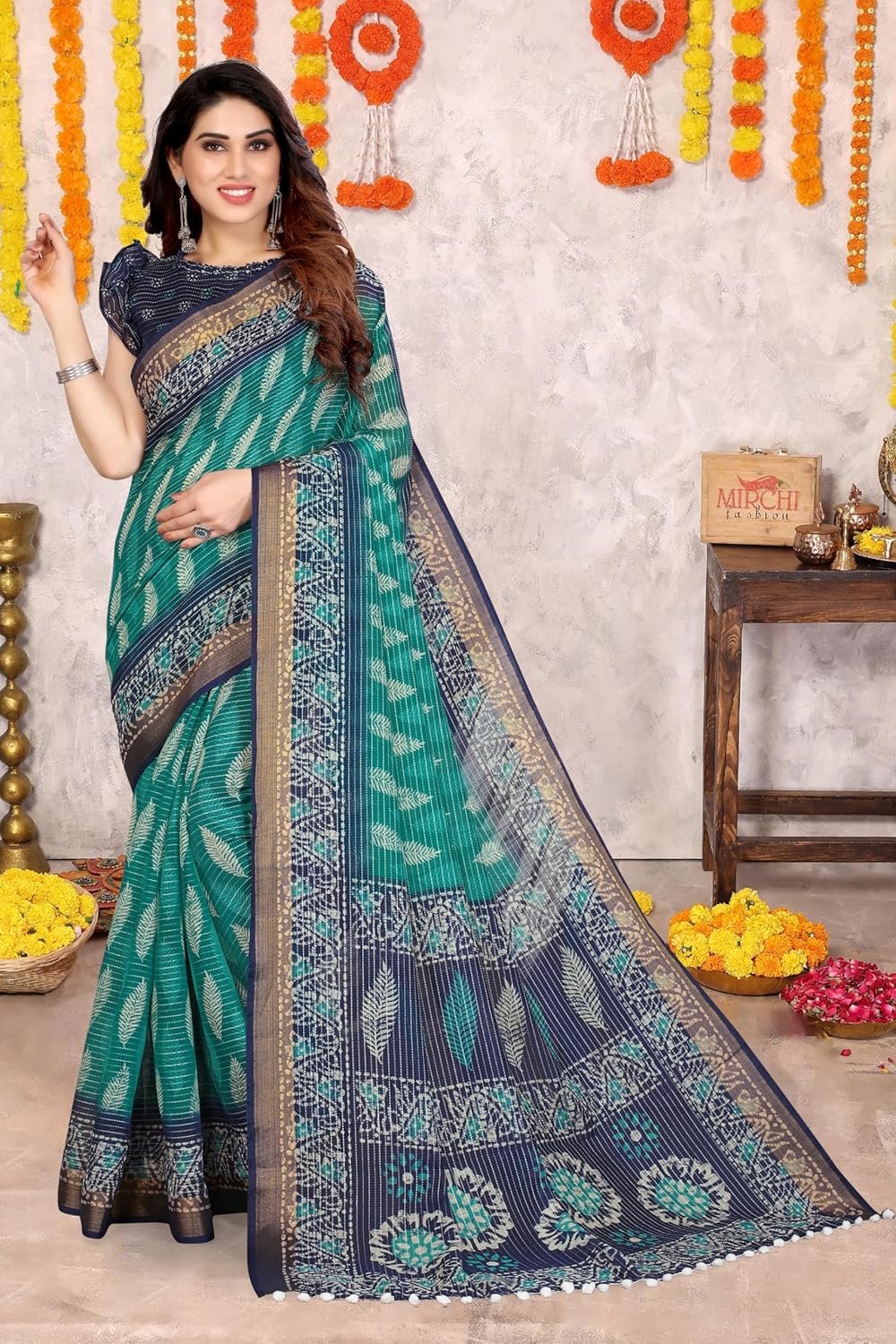 Women's Fancy Cotton Printed Saree with Blouse Piece