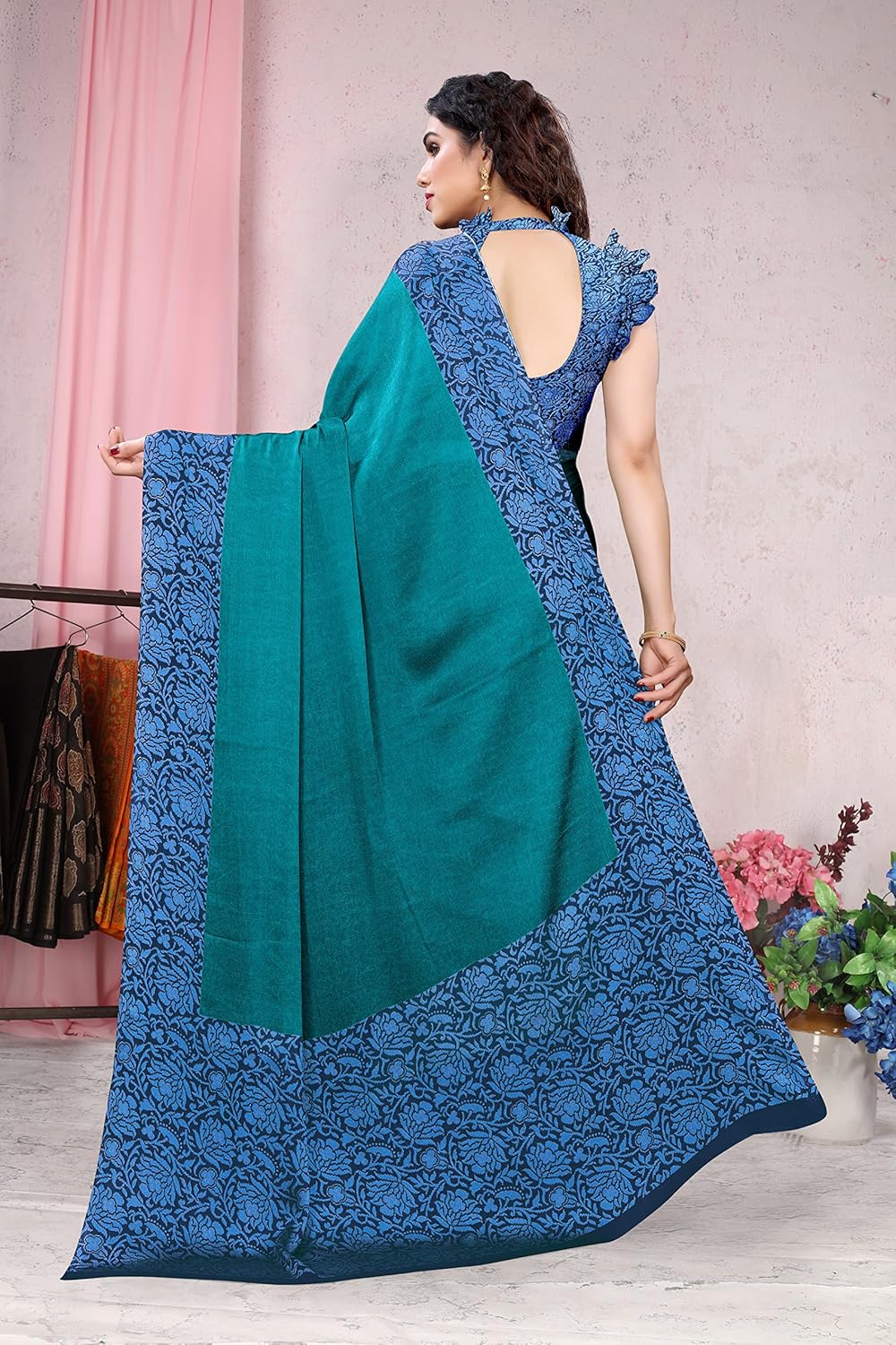 Women's Design Printed Saree with Blouse Piece