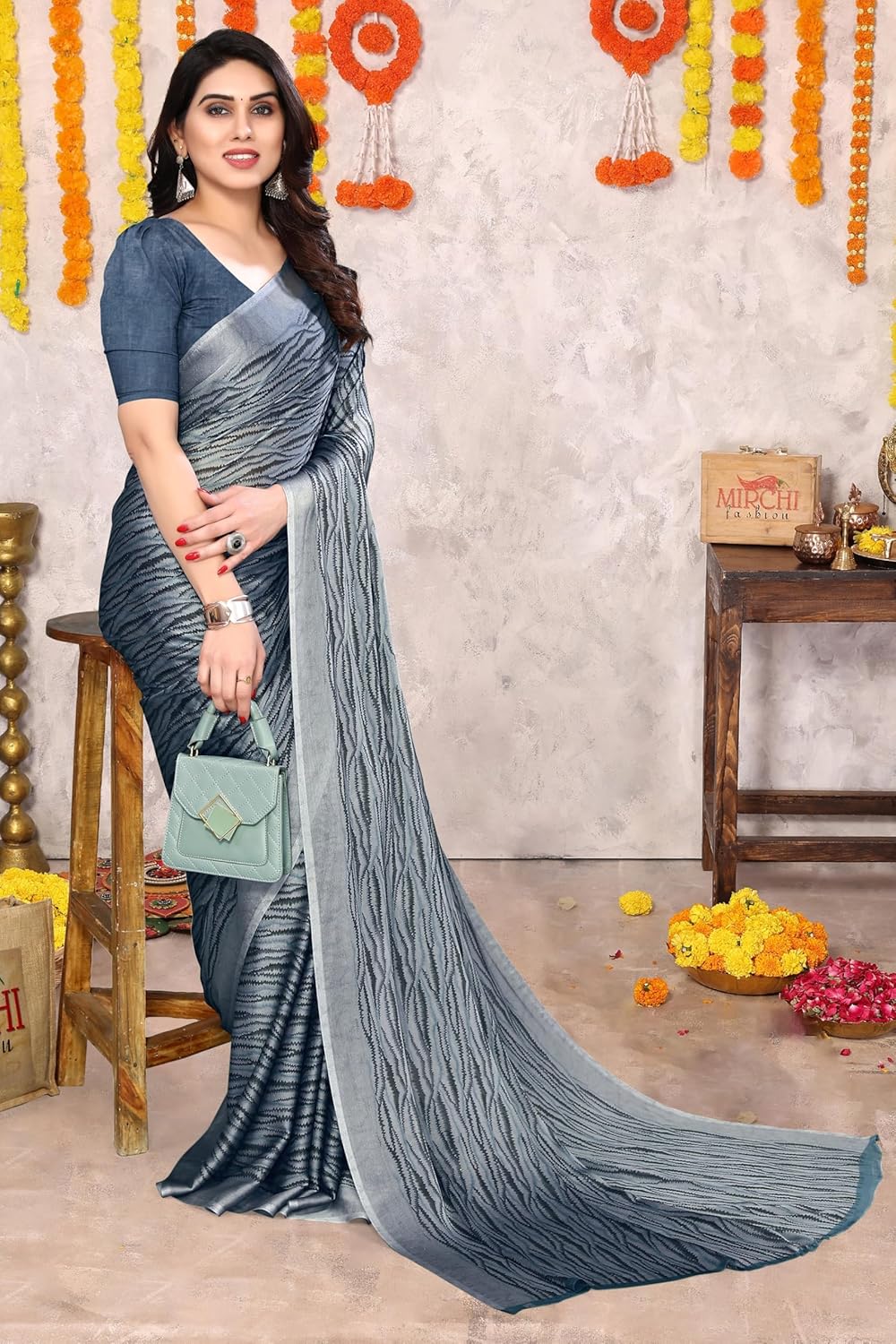 Women's Chiffon Block Printed Saree with Blouse Piece