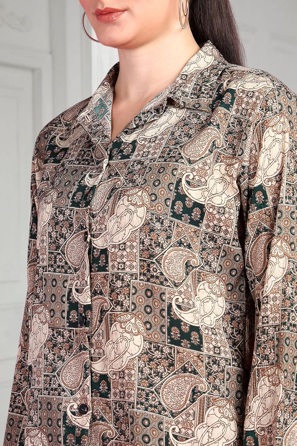 POPWINGS Printed Full-Sleeves Regular-Fit Polyester