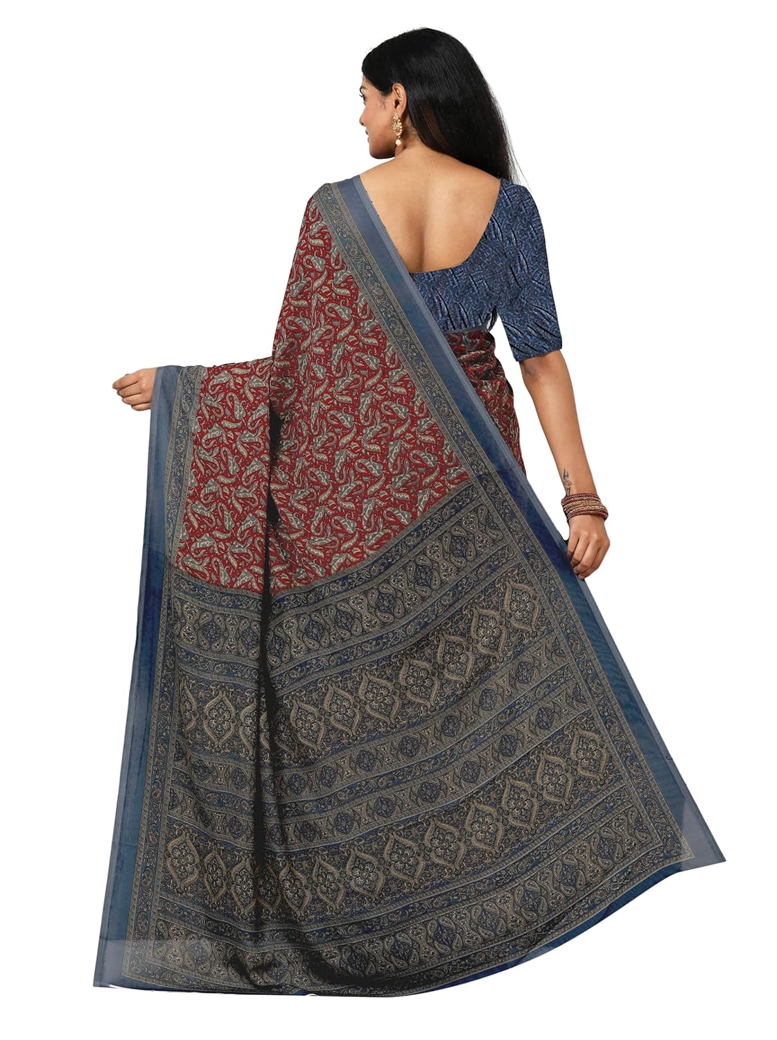 Women's Silk Blend Saree With Unstitched Blouse Piece