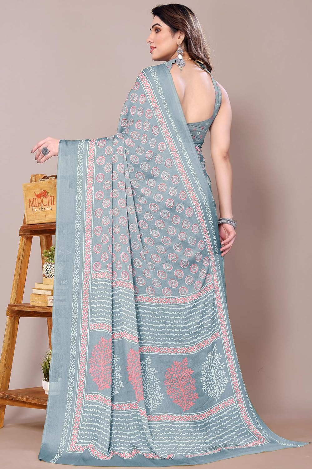 Women's Chiffon Block Printed Saree with Blouse Piece