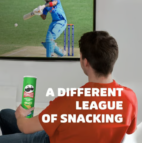 Pringles Sour Cream & Onion Flavour Potato Chips, 107g