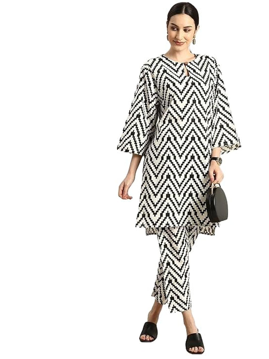 LookMark Women's Printed Cotton Blend Straight