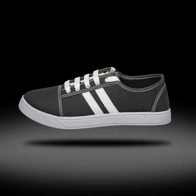 FREE KICKS Classic Black Sneakers for Men - alphahostel.in