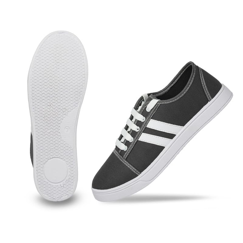 FREE KICKS Classic Black Sneakers for Men - alphahostel.in