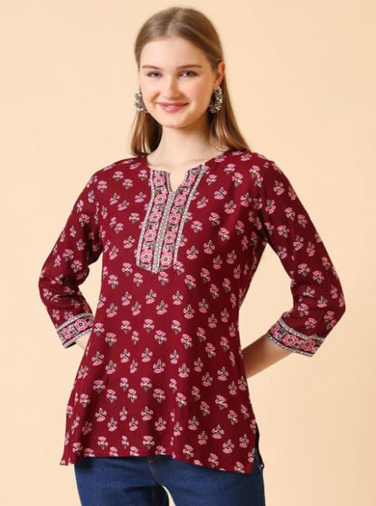Women Rayon Floral Printed Short Kurta