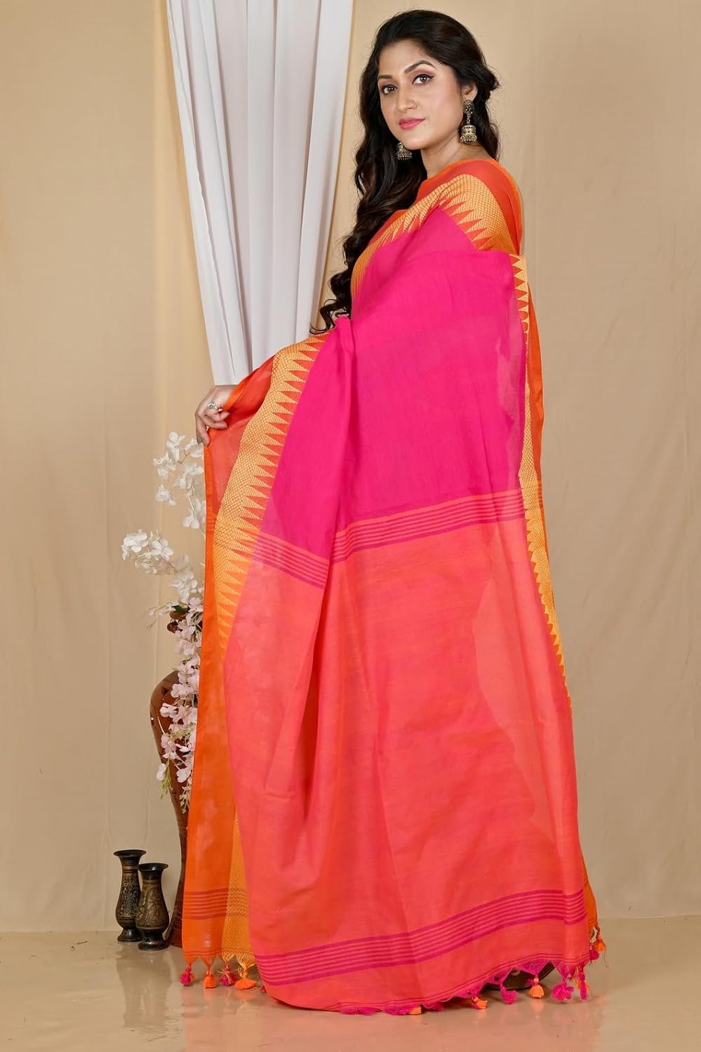Handloom Saree With Unstitched Running Blouse Piece