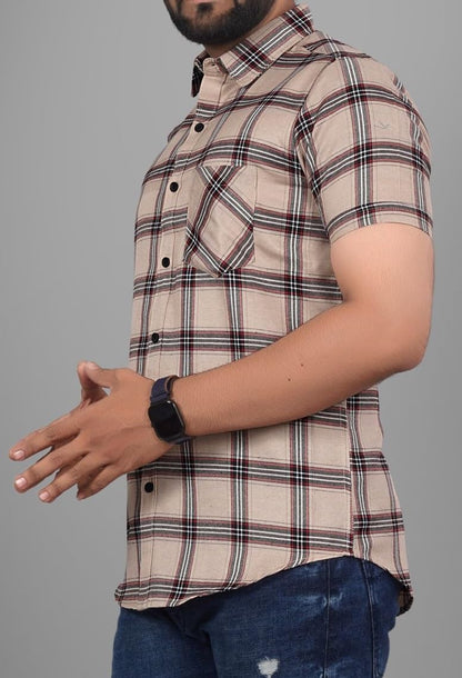 Men Regular Fit Checkered Spread Collar Casual Shirt