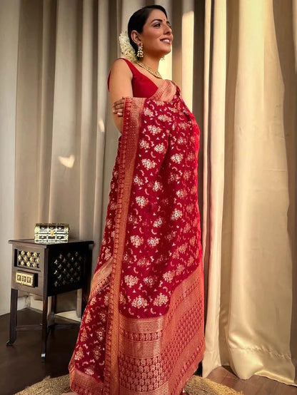 Women's Banarasi Kanjivaram Jacquard Art Silk Saree